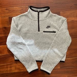 Nike cropped fleece size medium